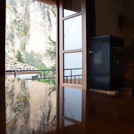 Vivienda Rural El Penon De Los Primillas La Iruela Exteriör bild